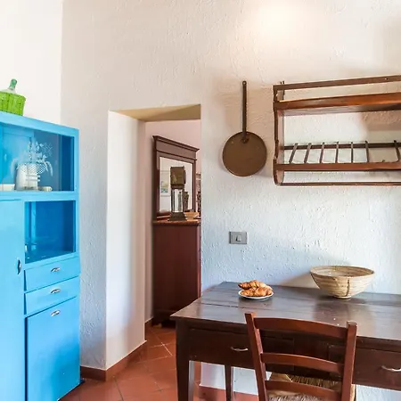 Etna La Casa Di Pippinitto Bed & Breakfast 3*
