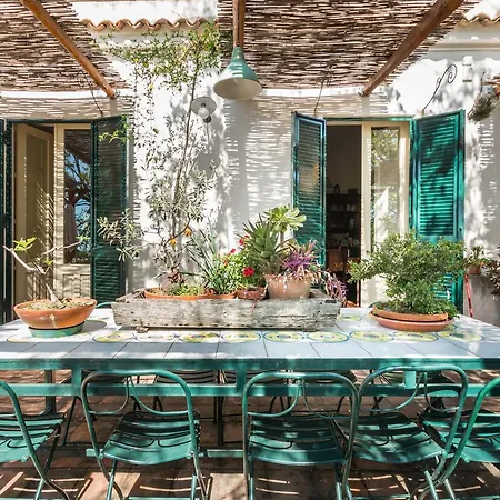 ベッド・アンド・ブレックファスト Etna La Casa Di Pippinitto