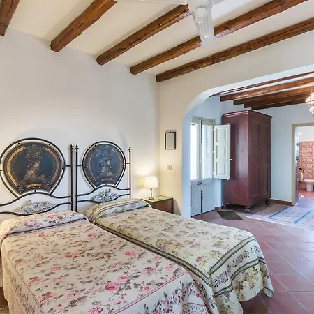 ベッド・アンド・ブレックファスト Etna La Casa Di Pippinitto サンタ・ヴェネリーナ